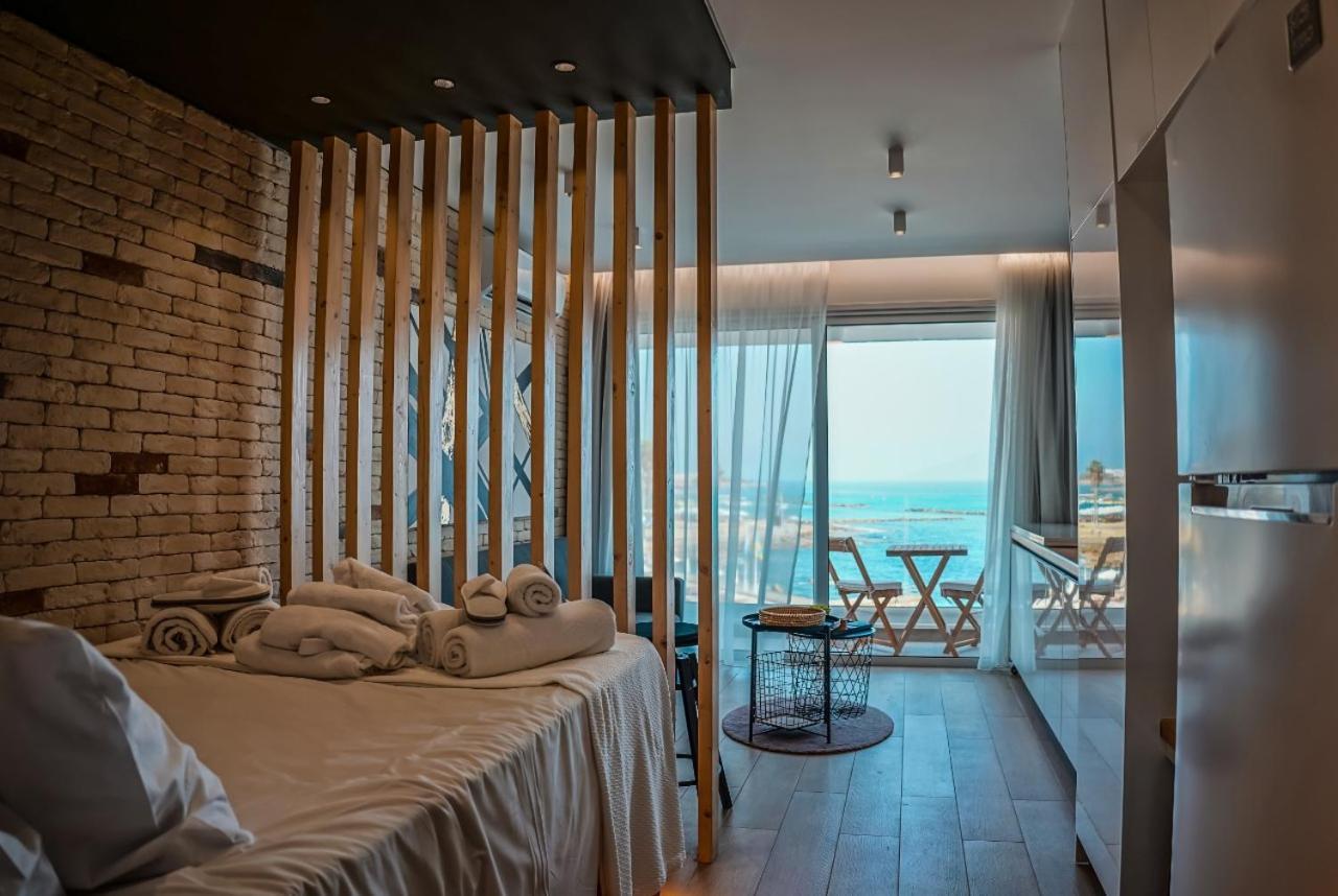 Cosea Living: Seaside Luxury Suite In Harbour 107A Pafos Dış mekan fotoğraf
