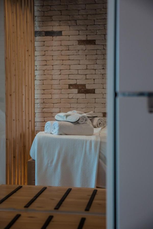 Cosea Living: Seaside Luxury Suite In Harbour 107A Pafos Dış mekan fotoğraf